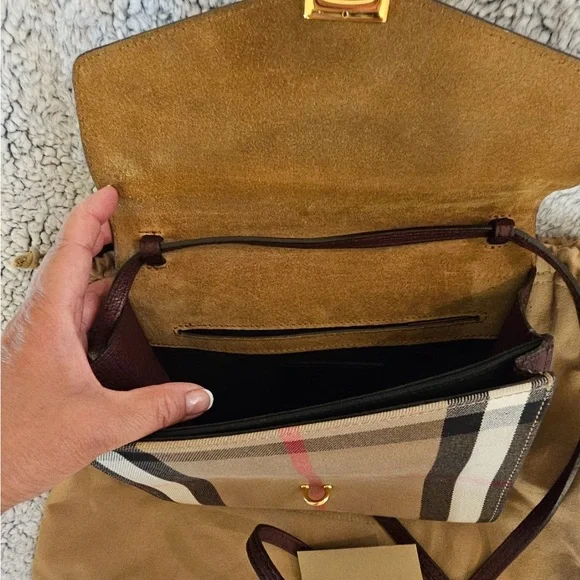 Burberry Small Macken Crimson Bag - Picture 9 of 16